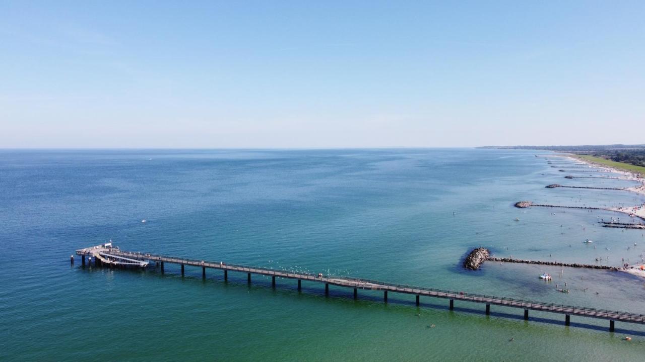 Ferienwohnung 100 M Zum Schoenberger Strand Mit Terrasse Шьонбергер Щранд Екстериор снимка